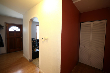 Next Photo