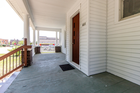 Next Photo