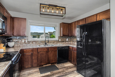 Next Photo