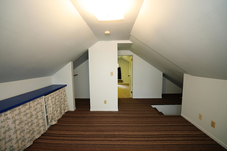 Next Photo
