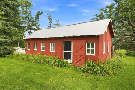 Next Photo