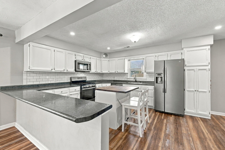 Next Photo