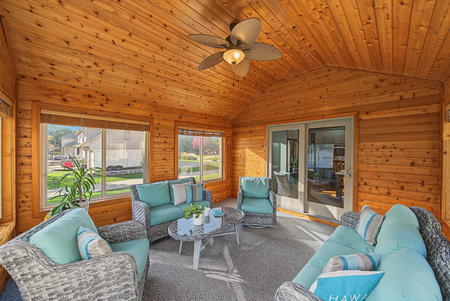 Next Photo