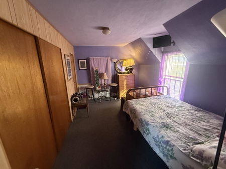 Next Photo